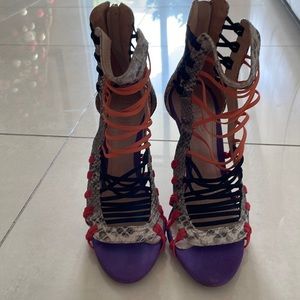 Colorful and chic Idore heels
